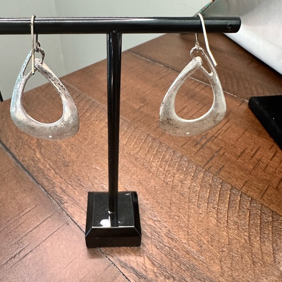 Silver .925 Teardrop Butterfly Earrings - Picture 4 of 4